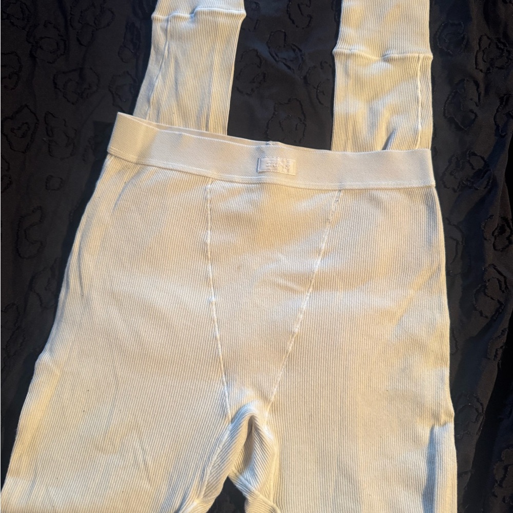 SKIMS Cream Ribbed Leggings
